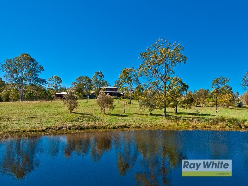 5 Parragilga Close, Wights Mountain QLD 4520