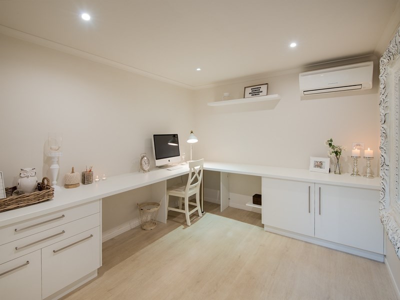 3 Bellbird Court, Cedar Creek QLD 4520