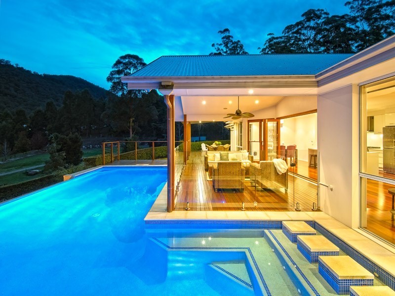 3 Bellbird Court, Cedar Creek QLD 4520