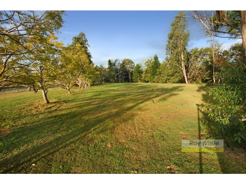 763 Mt Glorious Road, Samford QLD 4520