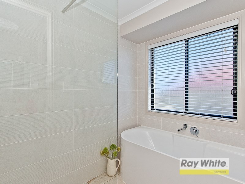 12 Barron Place, Joyner QLD 4500