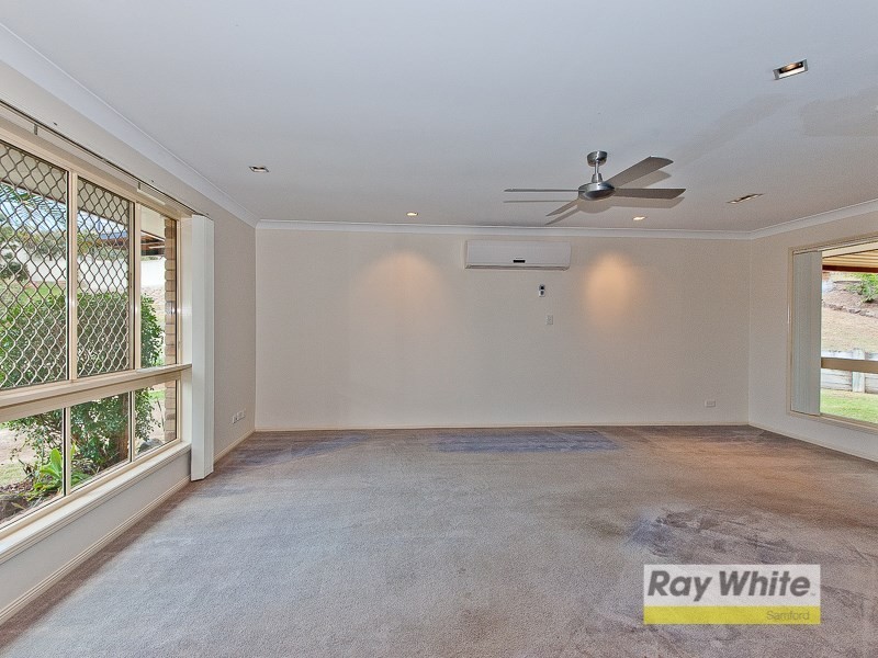 3 Longreef Court, Albany Creek QLD 4035