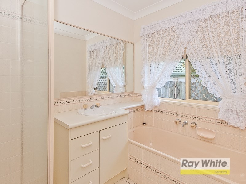 3 Longreef Court, Albany Creek QLD 4035