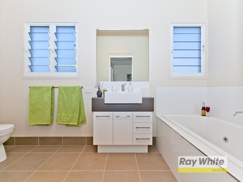 7 Grand View Drive, Ocean View QLD 4521