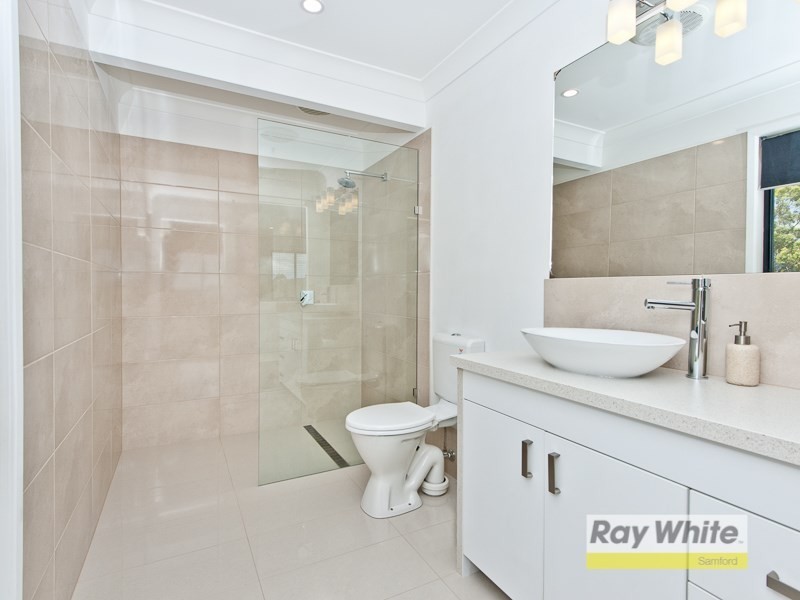 6 Woodgrove Court, Highvale QLD 4520