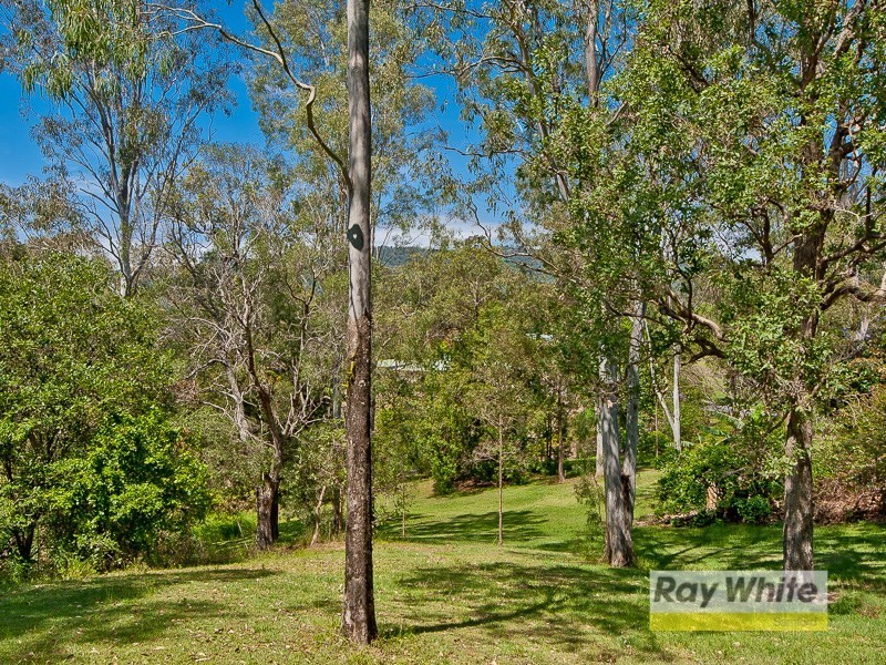 13 Stavewood Court, Highvale QLD 4520