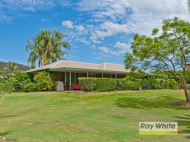 52 Andrew Road, Mount Samson QLD 4520