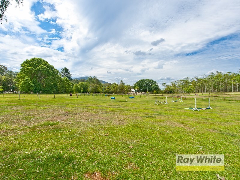 52 Andrew Road, Mount Samson QLD 4520