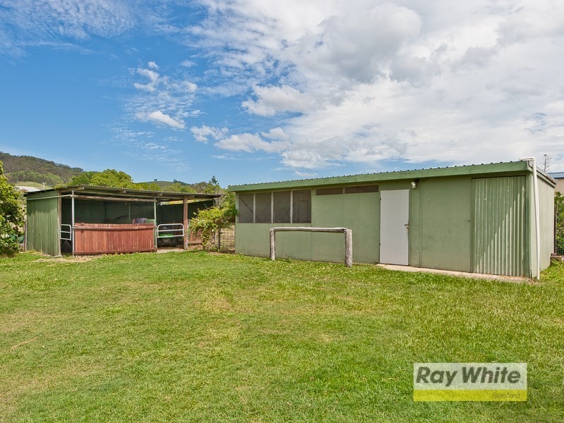52 Andrew Road, Mount Samson QLD 4520