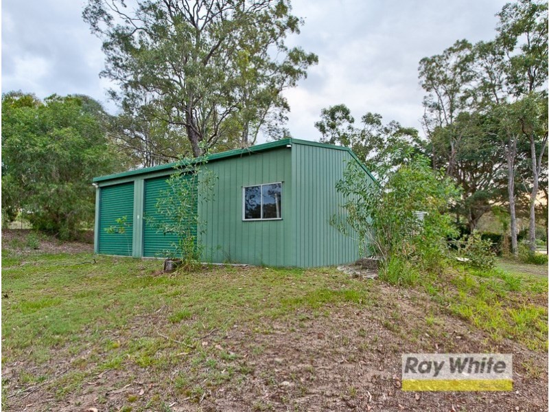 8 Davison Road, Camp Mountain QLD 4520