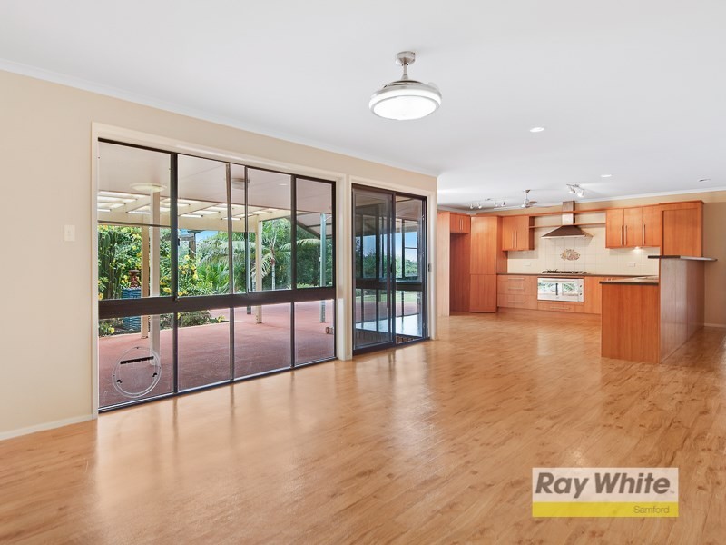 3 Heather Anne Drive, Draper QLD 4520