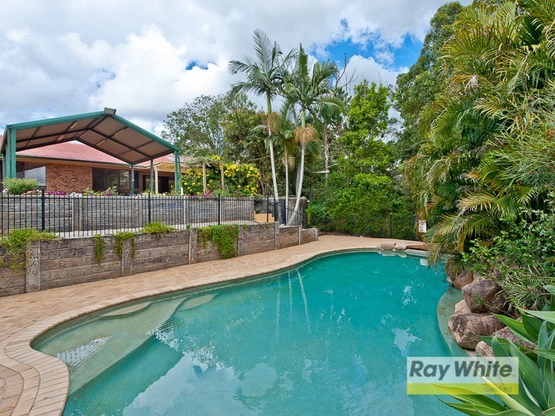 3 Heather Anne Drive, Draper QLD 4520