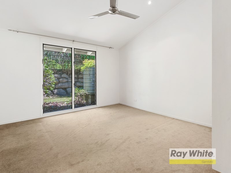 8 Narrien Court, Samford Village QLD 4520