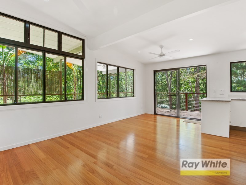 8 Narrien Court, Samford Village QLD 4520