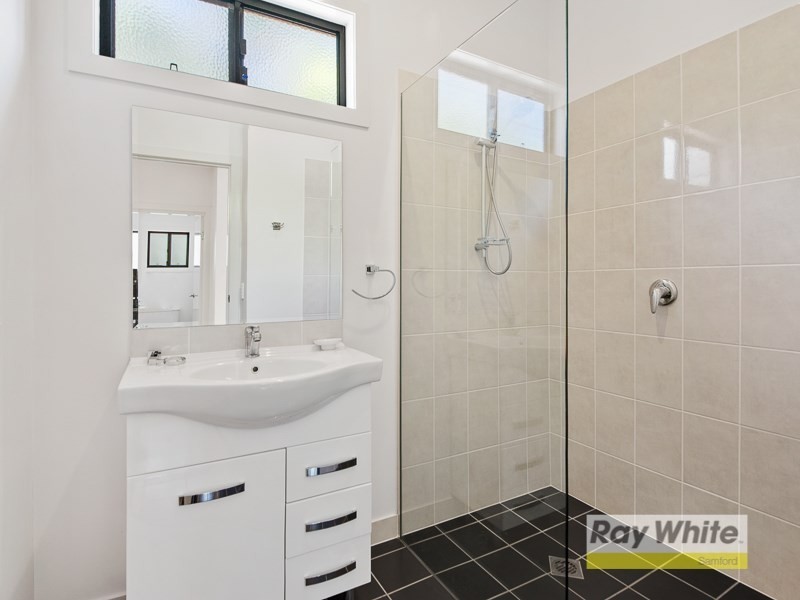 8 Narrien Court, Samford Village QLD 4520