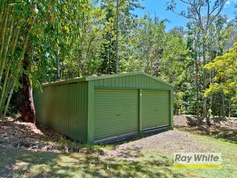 8 Narrien Court, Samford Village QLD 4520