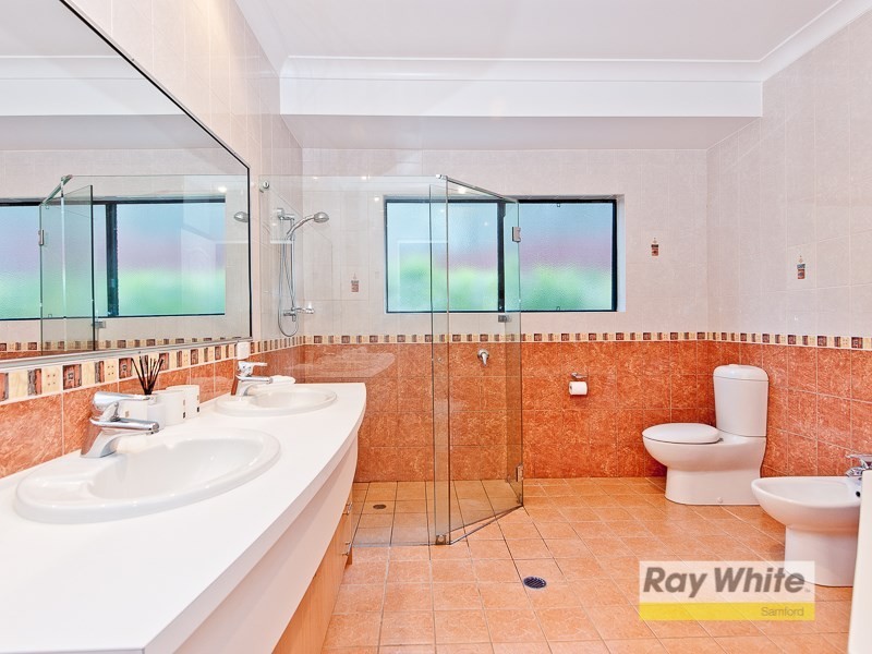 10 Dickens Place, Samford Valley QLD 4520