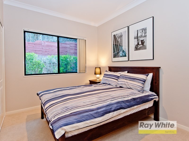 10 Dickens Place, Samford Valley QLD 4520