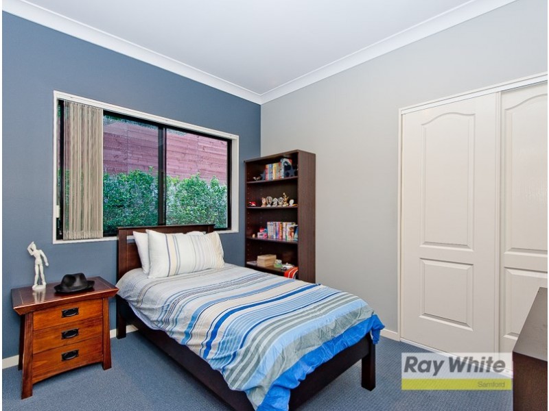 10 Dickens Place, Samford Valley QLD 4520