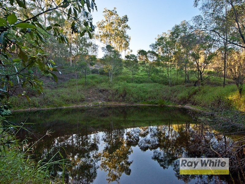 10 Dickens Place, Samford Valley QLD 4520