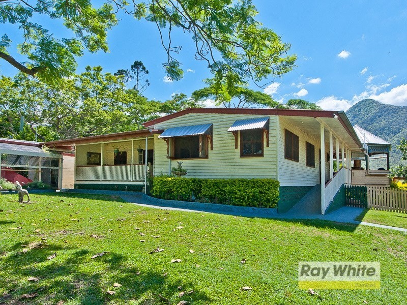 134 Foggs Road, Mount Samson QLD 4520