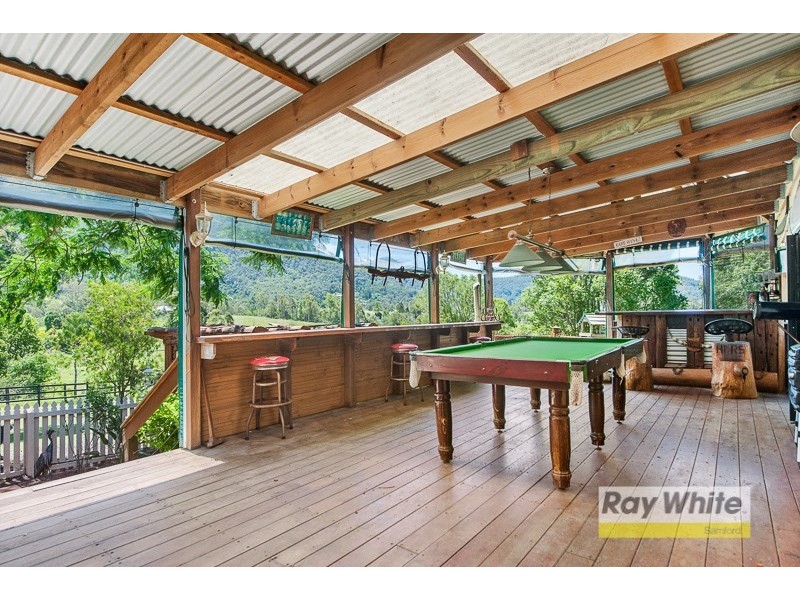 134 Foggs Road, Mount Samson QLD 4520