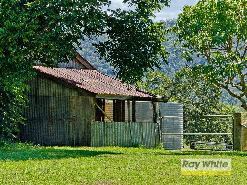 134 Foggs Road, Mount Samson QLD 4520