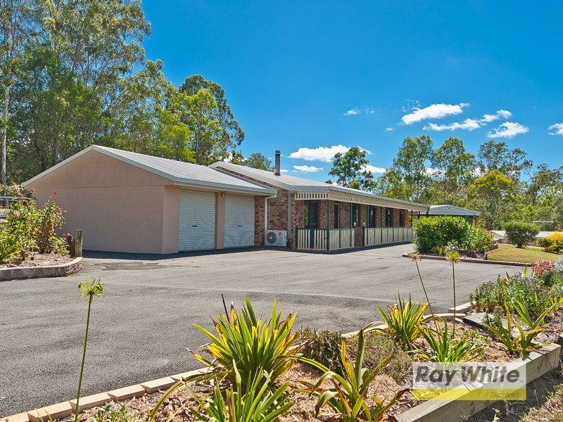 20 Regoli Court, Samford Valley QLD 4520