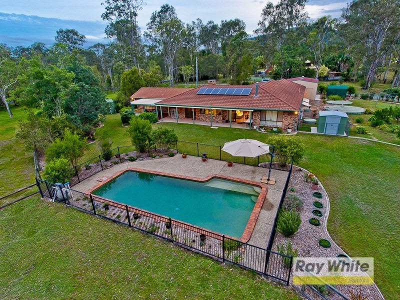 84 Camp Mountain Road, Camp Mountain QLD 4520