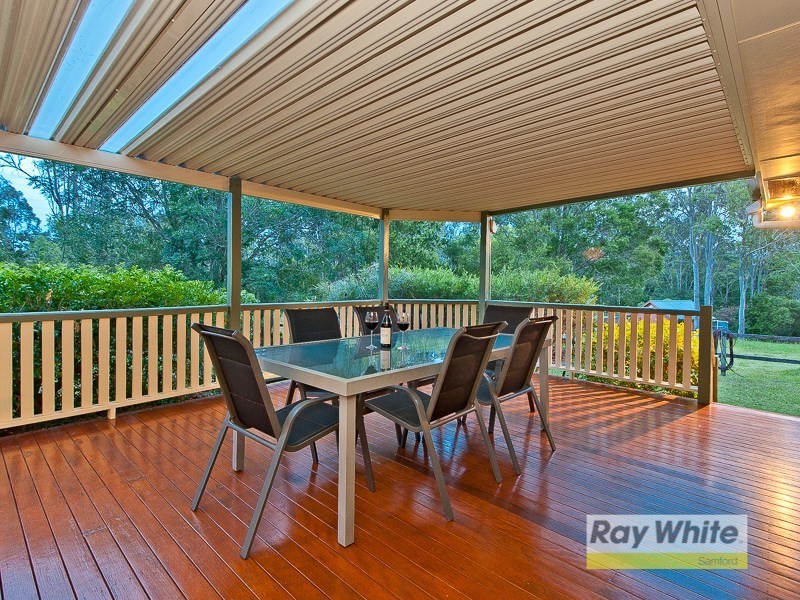 84 Camp Mountain Road, Camp Mountain QLD 4520