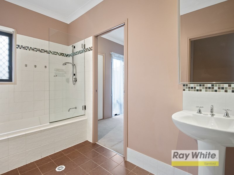 68 Kentville Street, Mitchelton QLD 4053