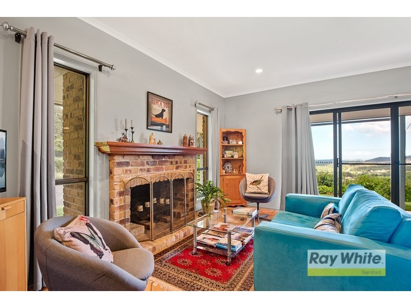 25 Trossachs Place, Upper Kedron QLD 4055