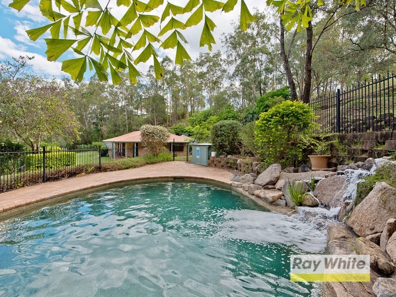 25 Trossachs Place, Upper Kedron QLD 4055