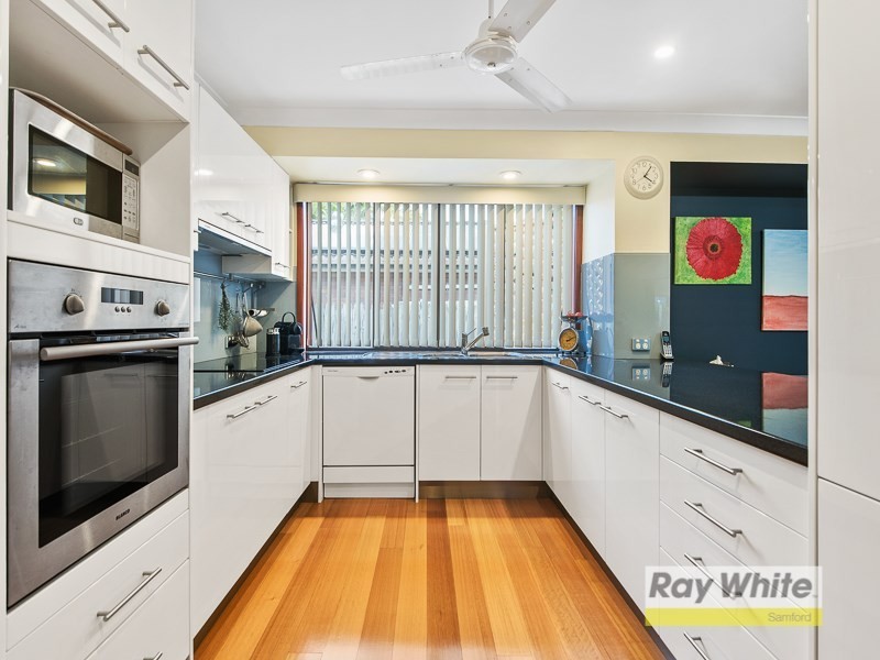 9 Wideview Terrace, Arana Hills QLD 4054