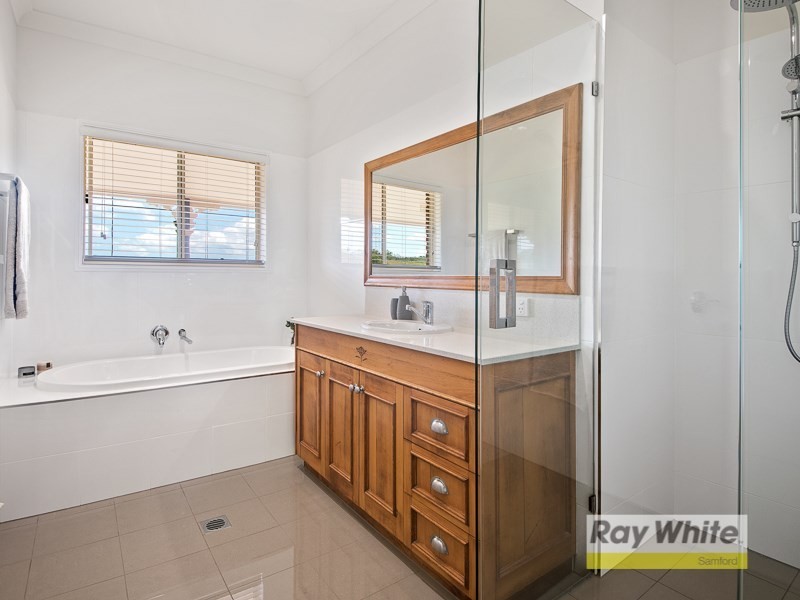 44 Bennett Road, Kobble Creek QLD 4520