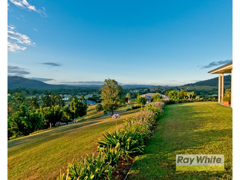 4 Blake Court, Mount Samson QLD 4520