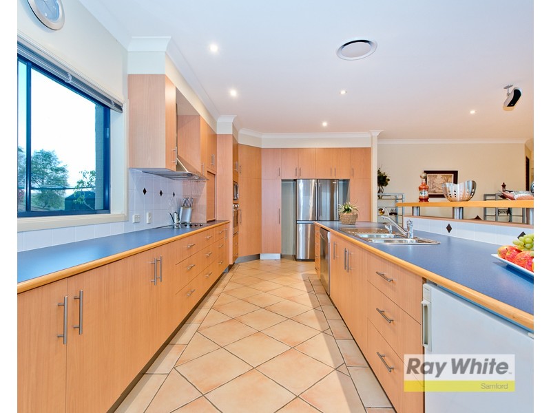 4 Blake Court, Mount Samson QLD 4520