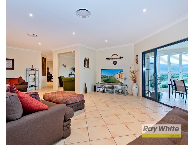 4 Blake Court, Mount Samson QLD 4520