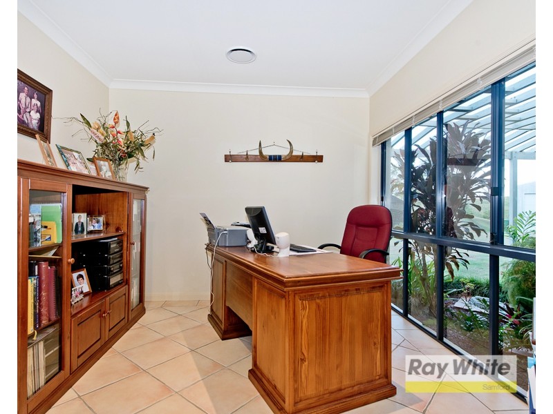 4 Blake Court, Mount Samson QLD 4520