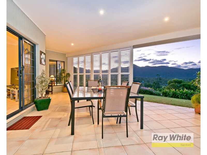 4 Blake Court, Mount Samson QLD 4520