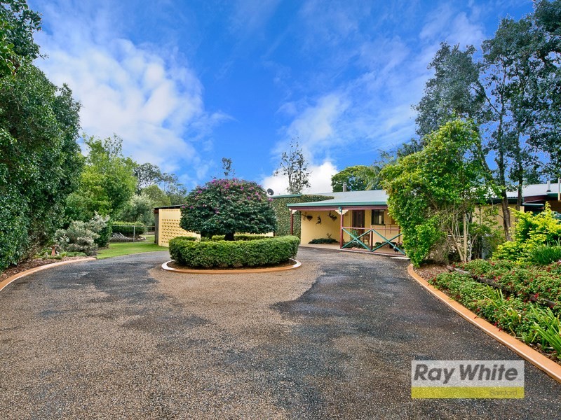 82 Domrow Road, Camp Mountain QLD 4520