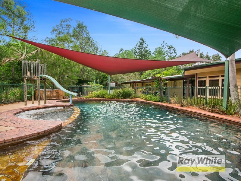 82 Domrow Road, Camp Mountain QLD 4520