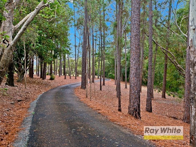 82 Domrow Road, Camp Mountain QLD 4520