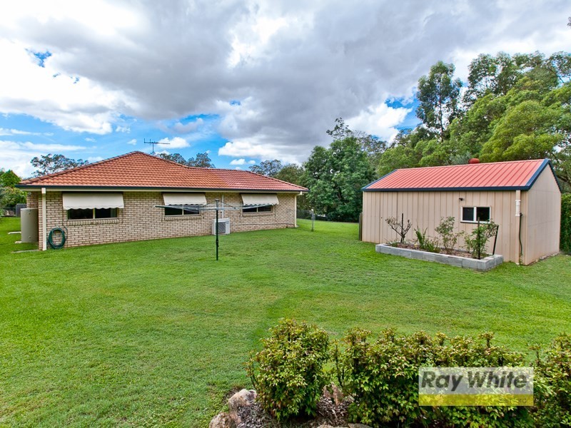 6 Plum Pine Court, Eatons Hill QLD 4037