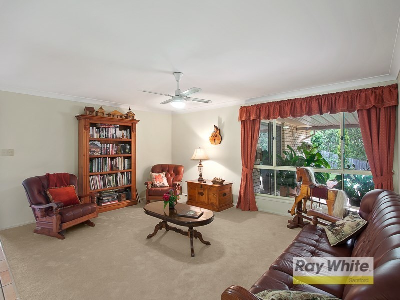 6 Plum Pine Court, Eatons Hill QLD 4037