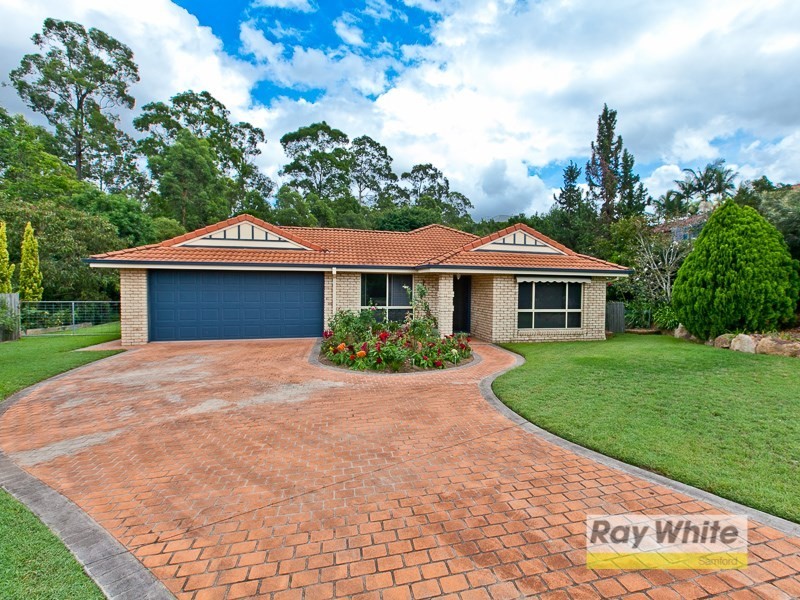 6 Plum Pine Court, Eatons Hill QLD 4037