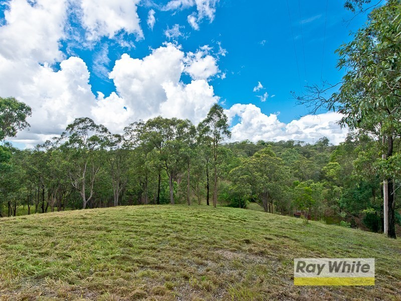 30 Lawson Road, Draper QLD 4520