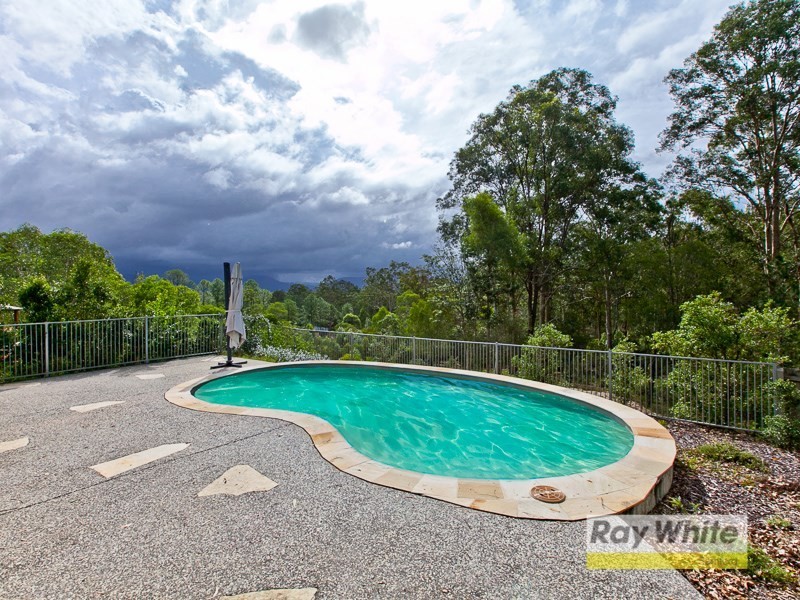 353 Camp Mountain Road, Camp Mountain QLD 4520