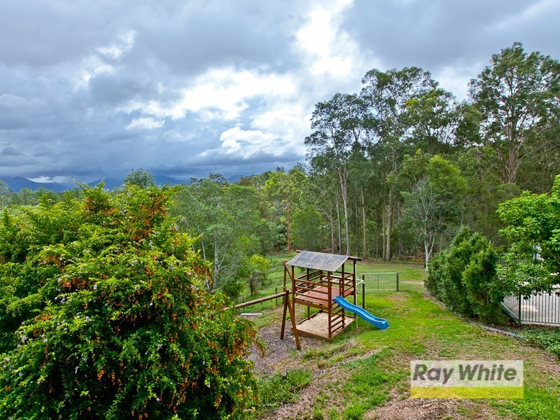 353 Camp Mountain Road, Camp Mountain QLD 4520