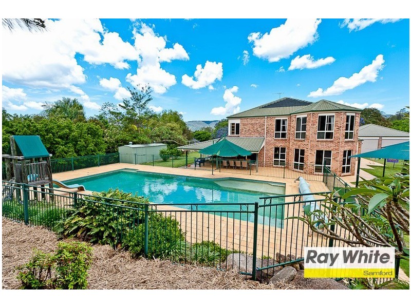 6 Smallwood Court, Samford Valley QLD 4520